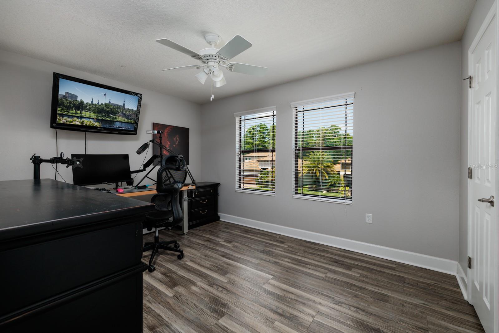 3rd Bedroom ~ Upstairs