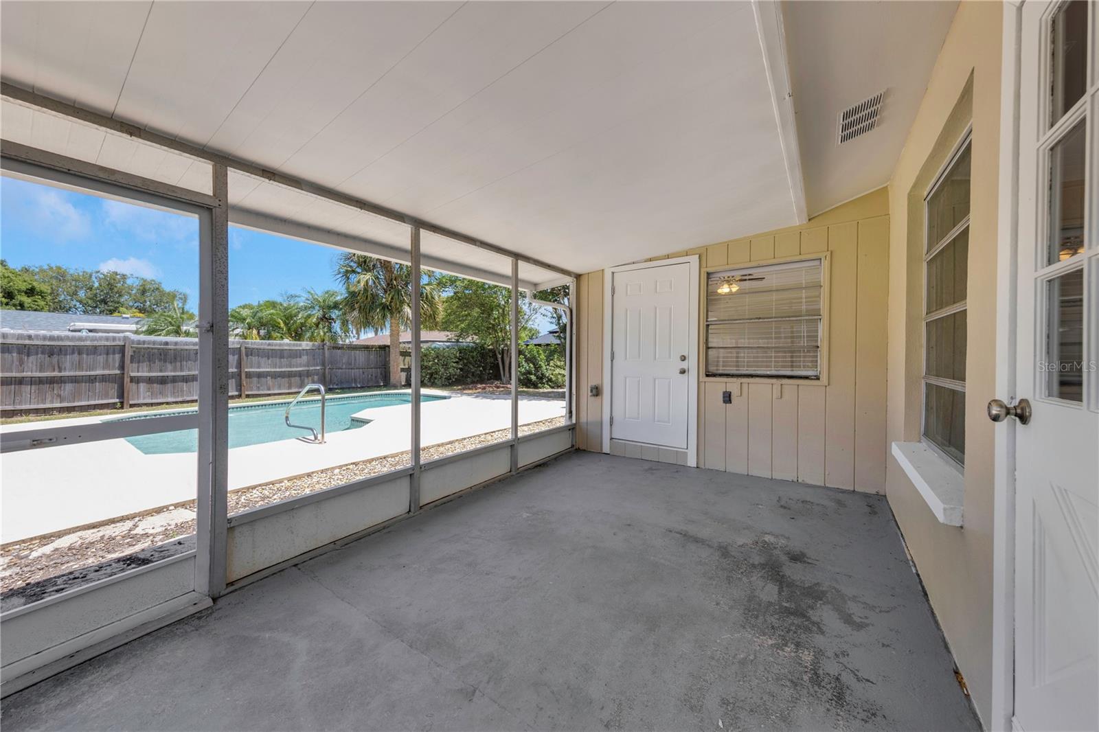 Rea Patio - Reverse View