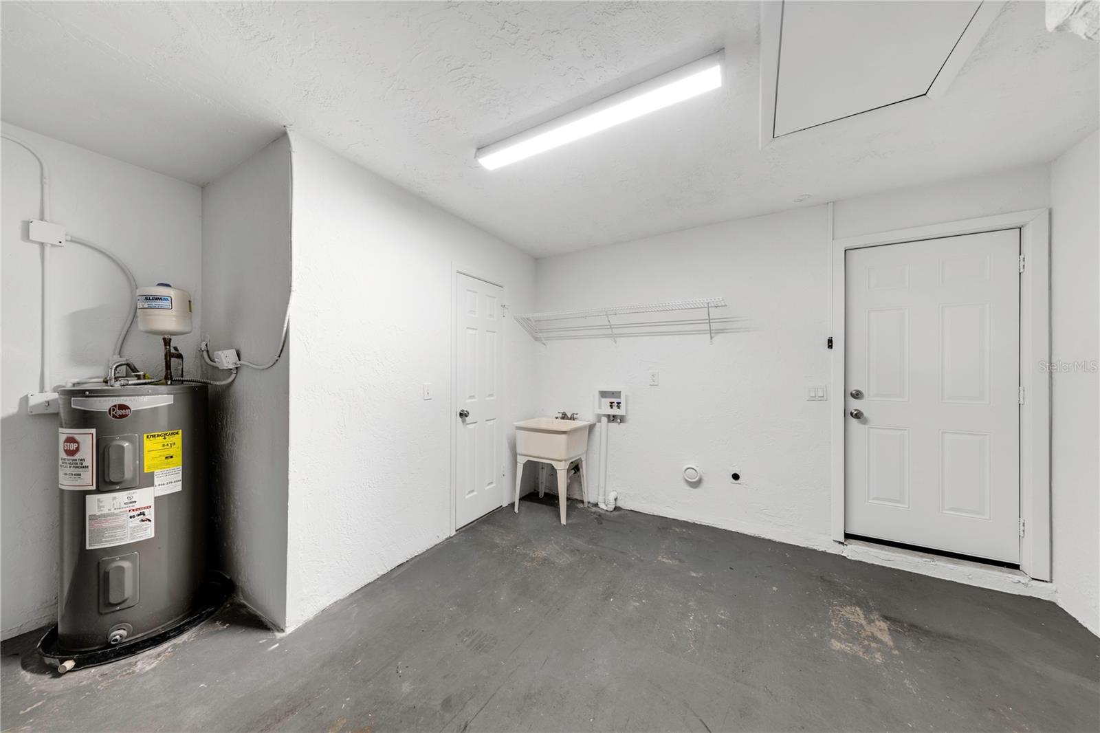Garage - Utility Hook ups