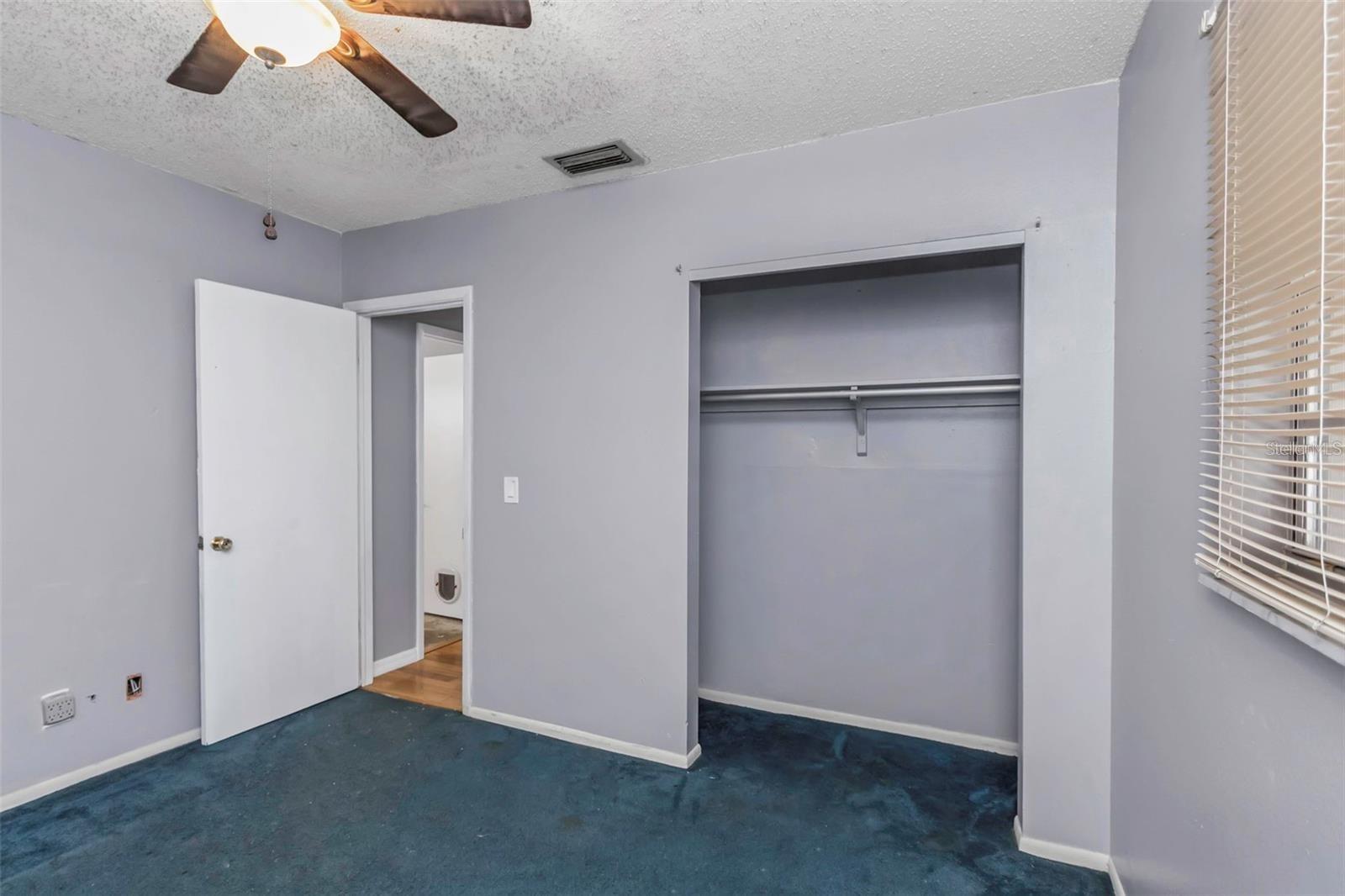 BEDROOM 2