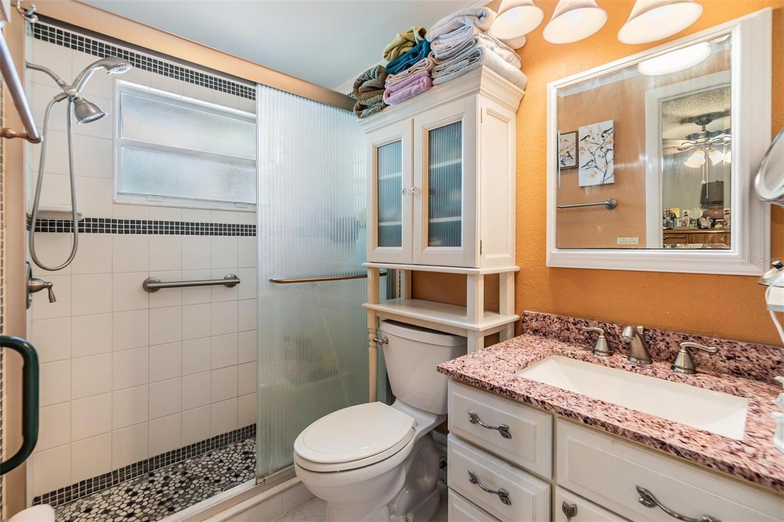 Primary bath