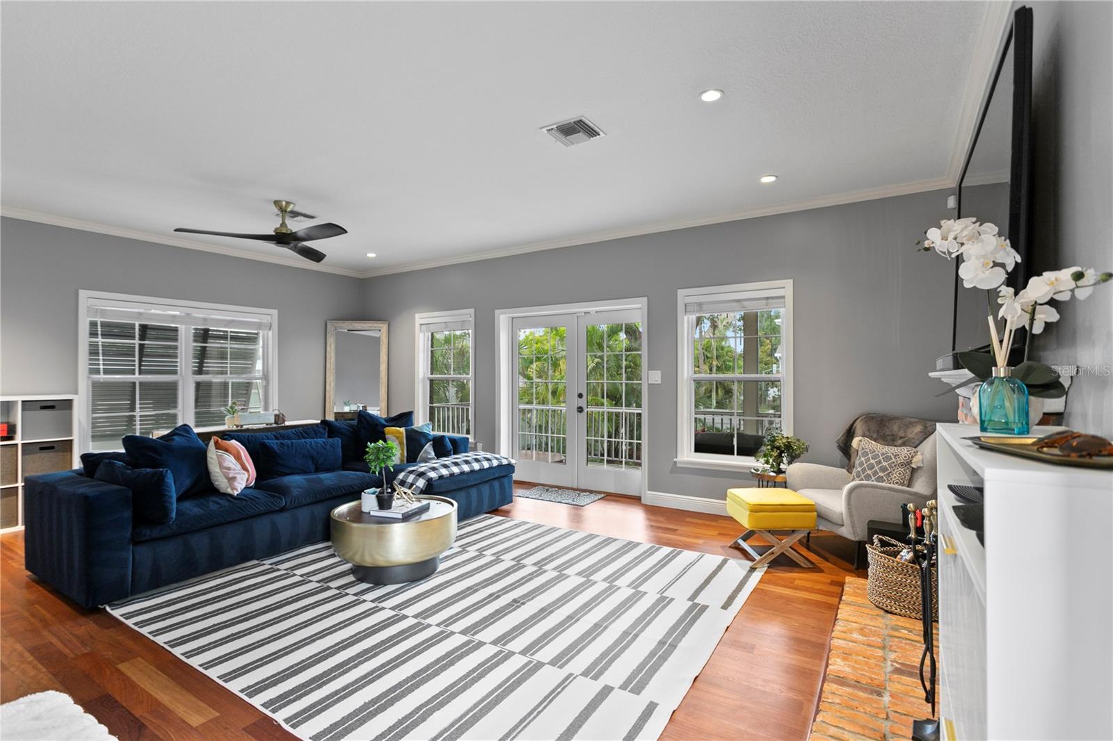 Perfect space for gathering!