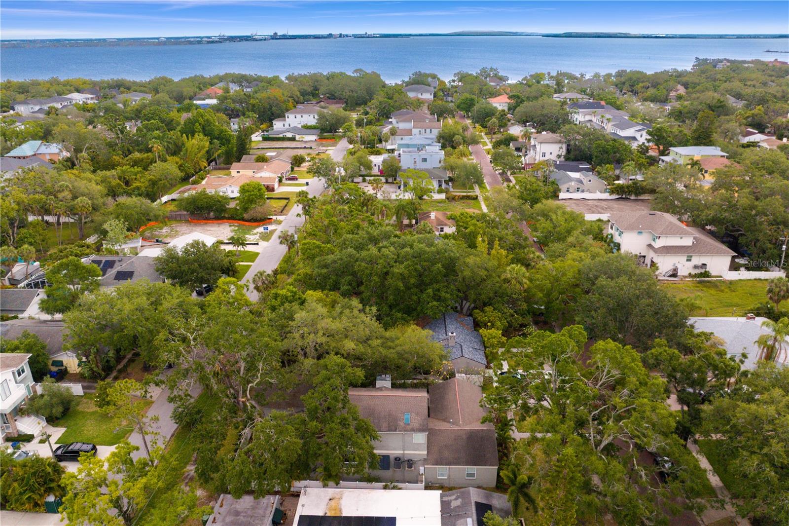 Just steps from iconic Bayshore Boulevard and convenient to all that the Tampa Bay area has to offer!