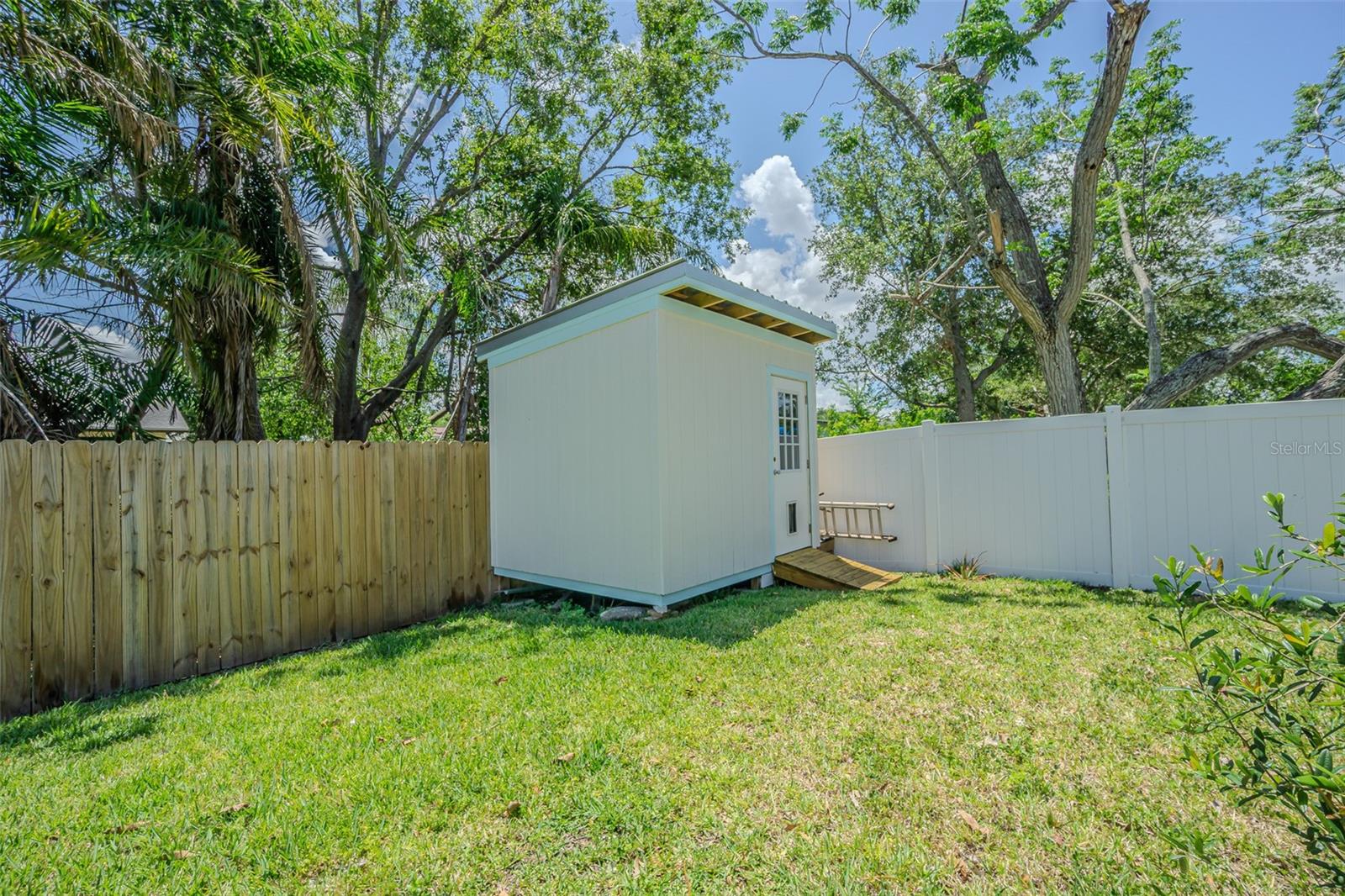 Shed
