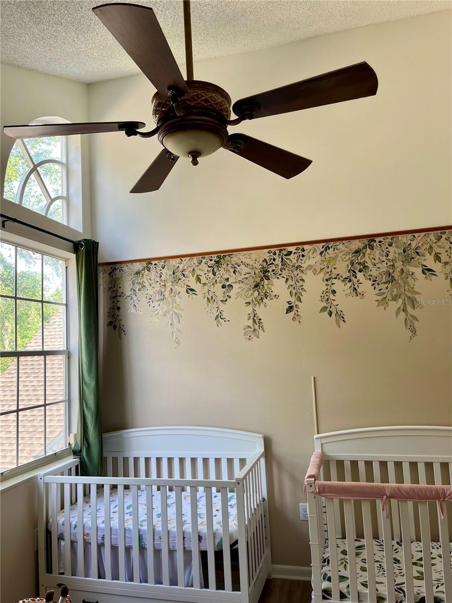 2nd bedroom