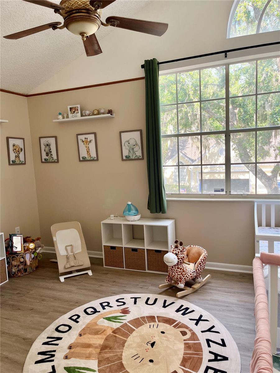 2nd bedroom