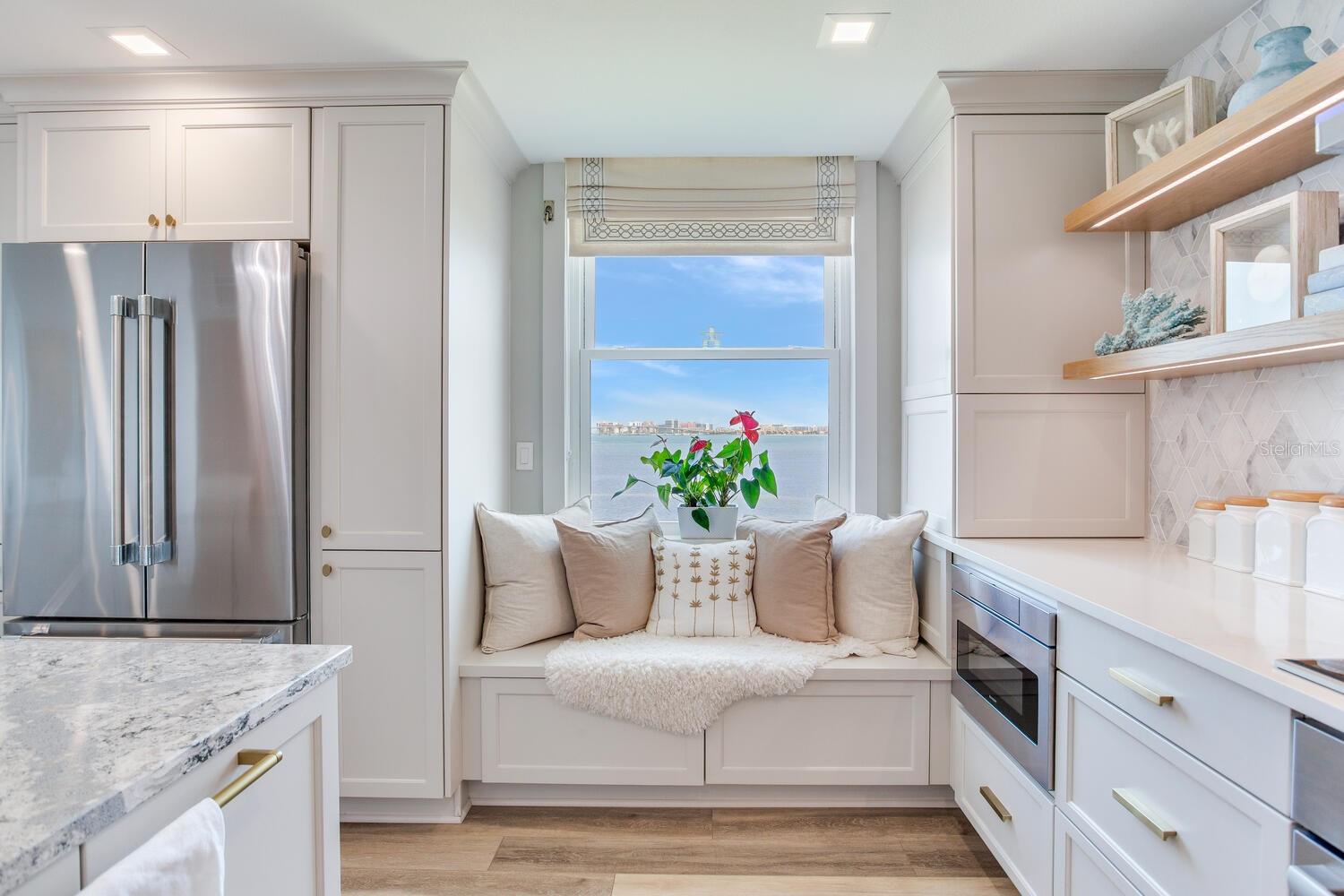 Clever Pull Out Pantry & Built Ins