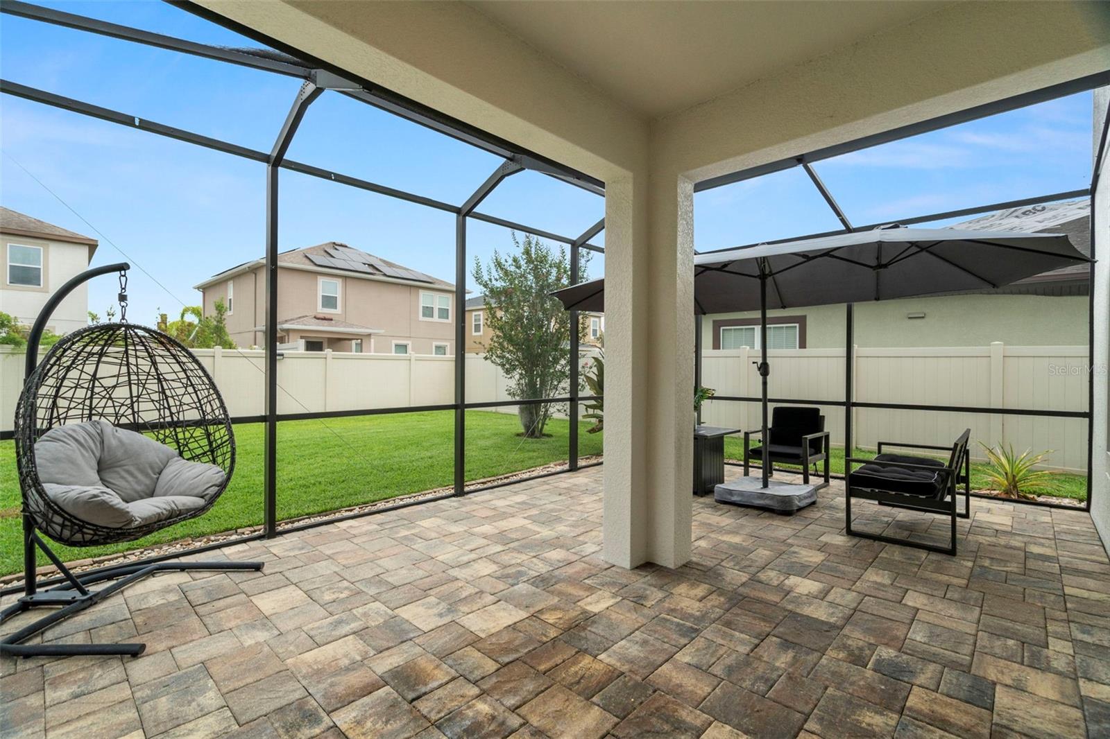 Large Screened Lanai Patio