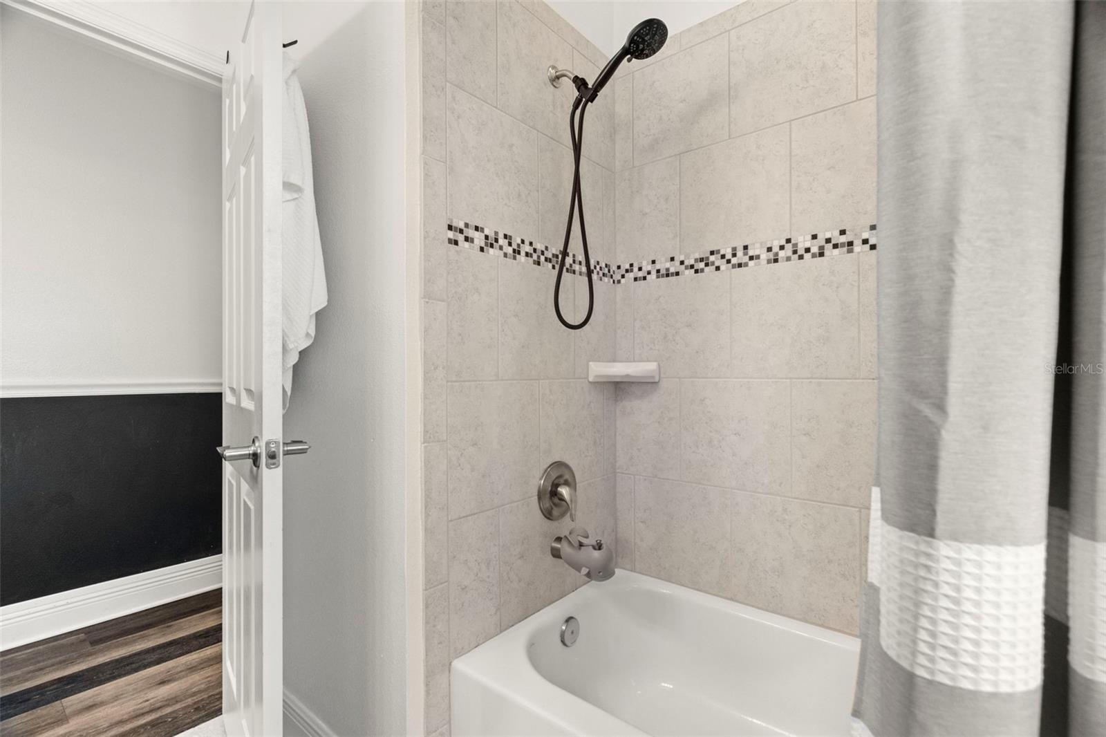Bathroom 3 with Shower in Tub