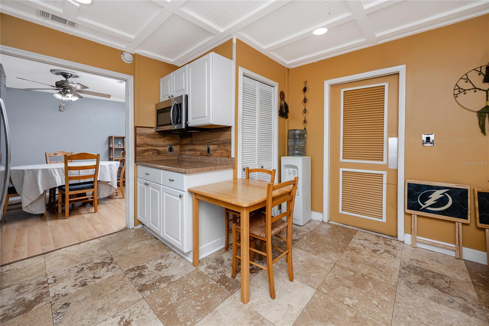 Kitchen -1573 Cumberland Ln, Clearwater, FL 33755