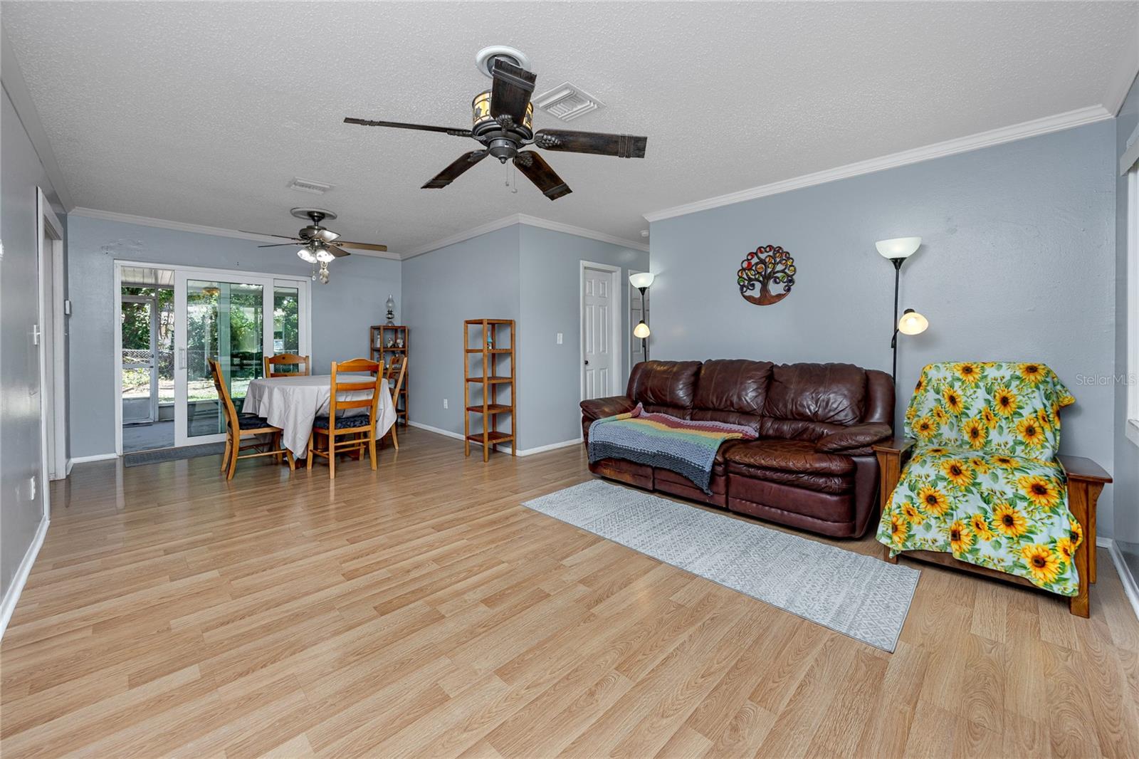 Living/Dining -1573 Cumberland Ln, Clearwater, FL 33755