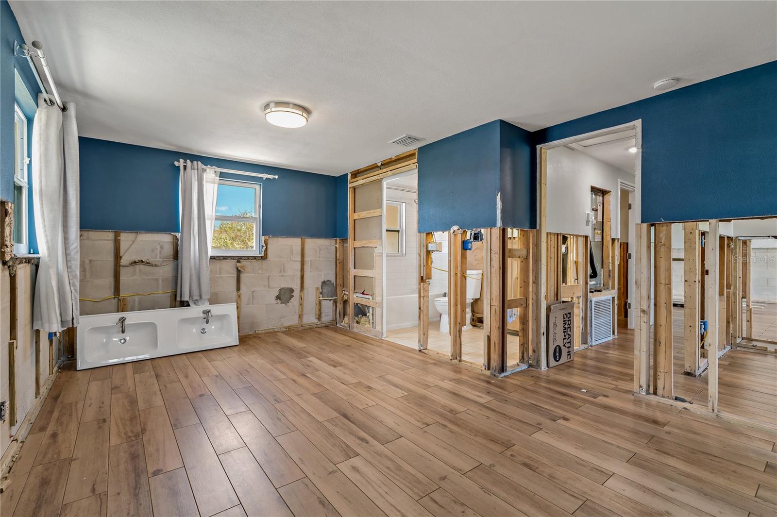 Primary Bedroom with En Suite Bathroom