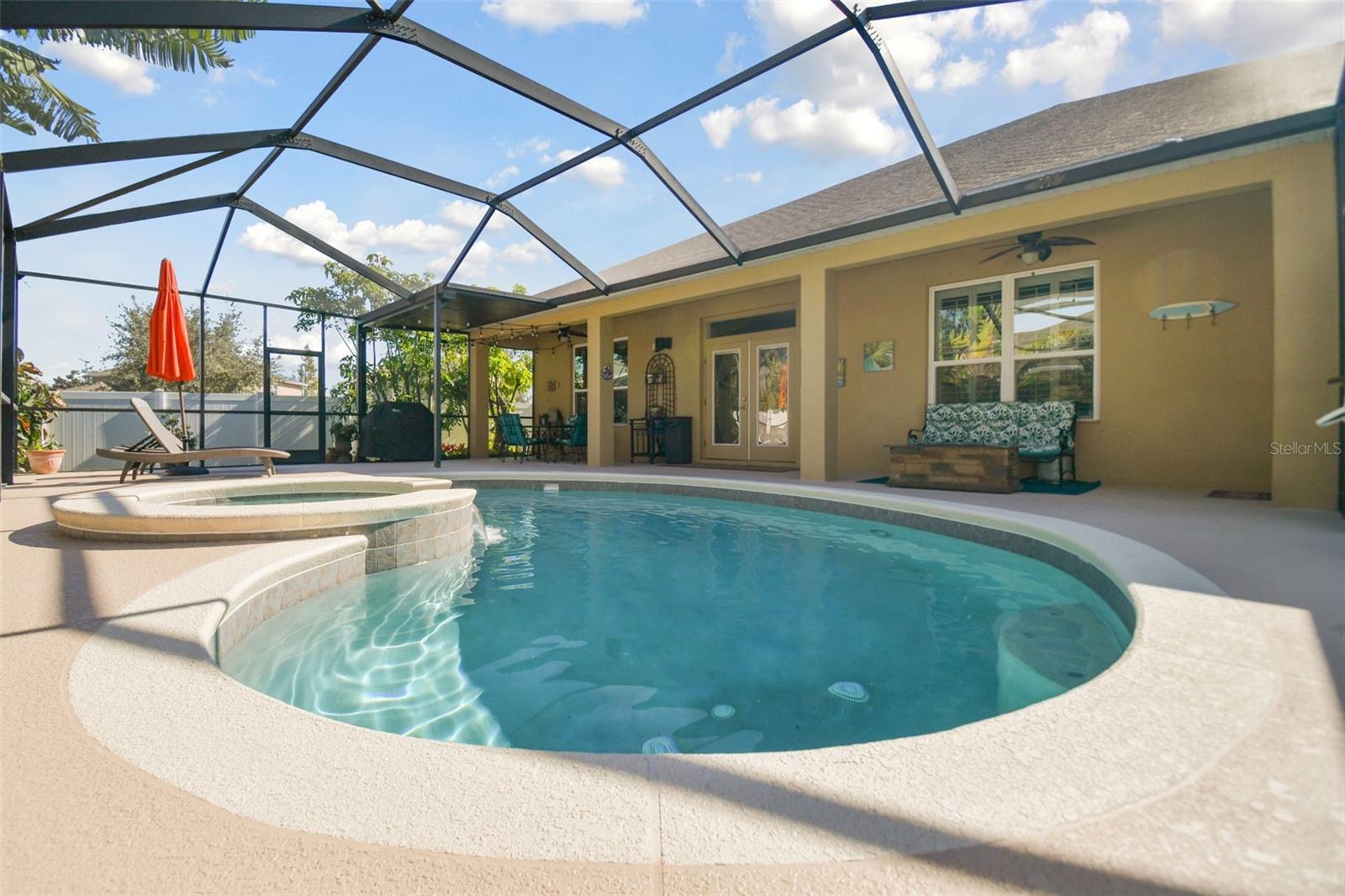Pool & Lanai