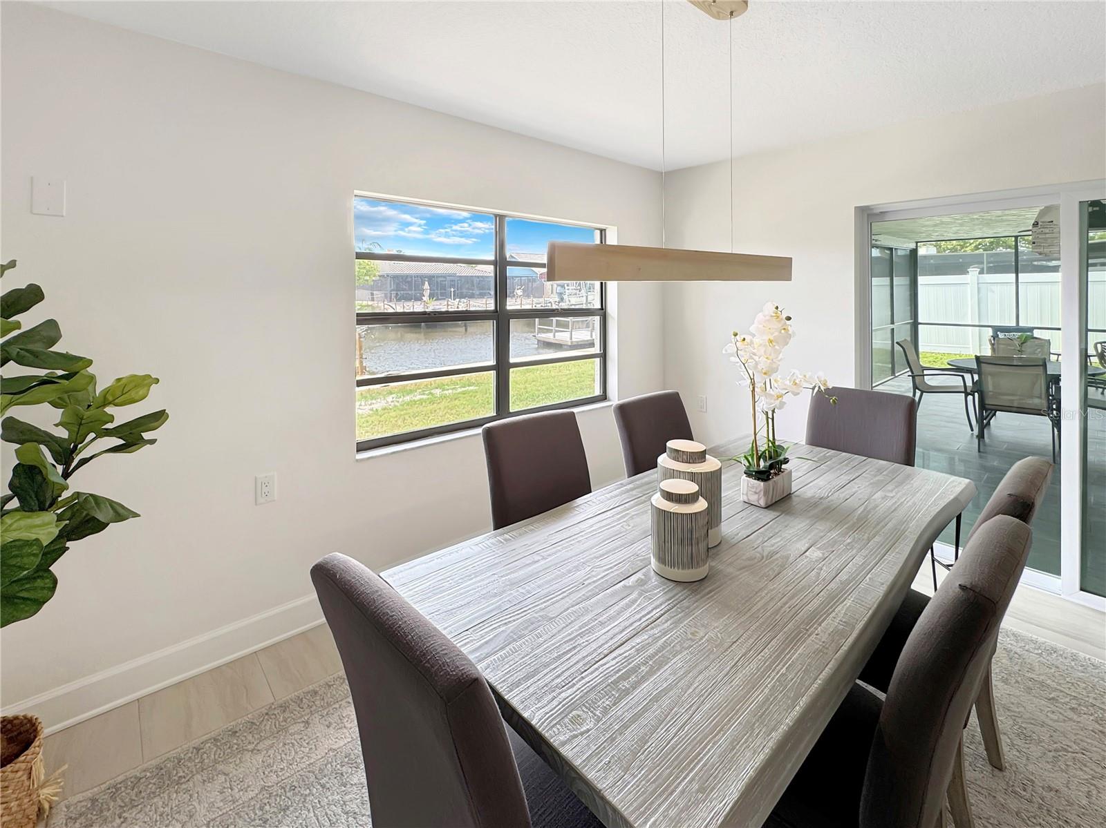Dining Room – View Toward Patio Door