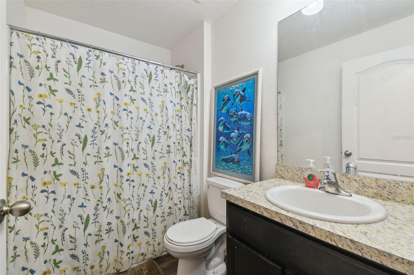 2nd Bathroom