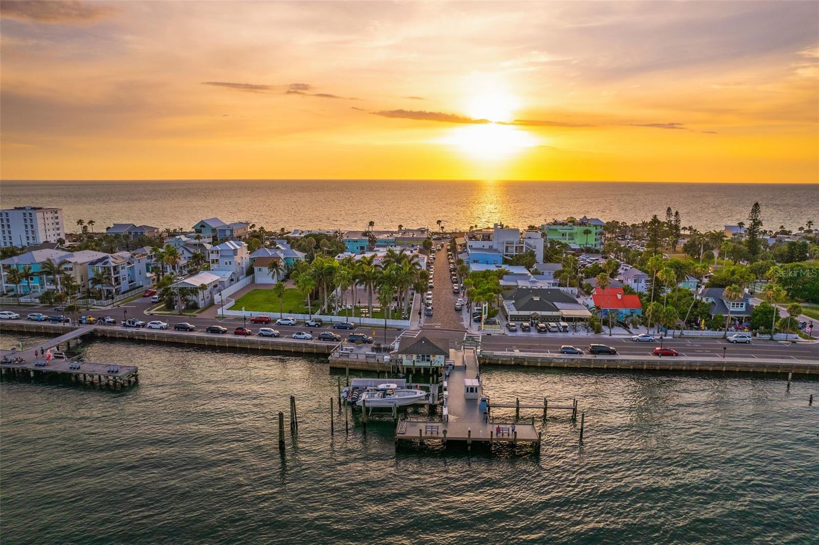 The Merry Pier at Pass-a-Grille