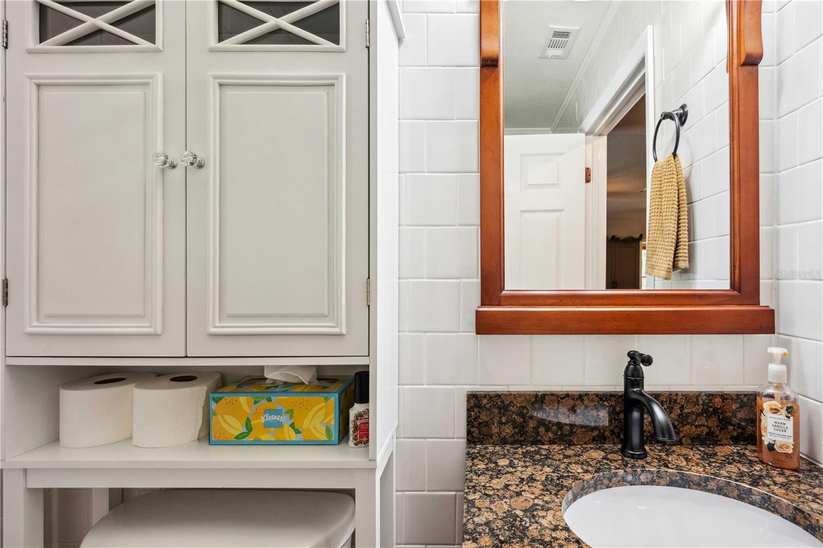 Main Bath with shower/tub combo
