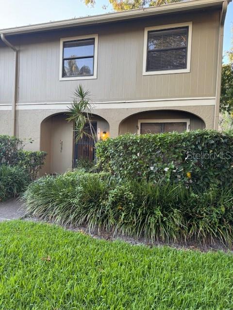 CORNER ENTRY