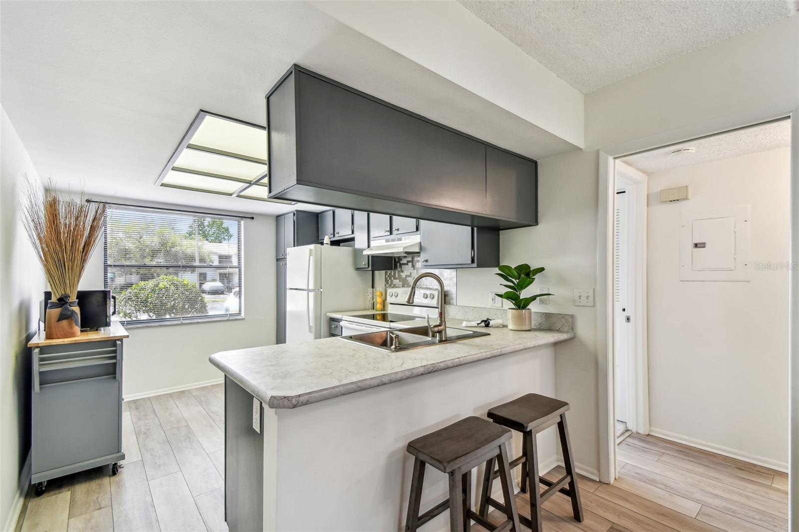 Open Kitchen