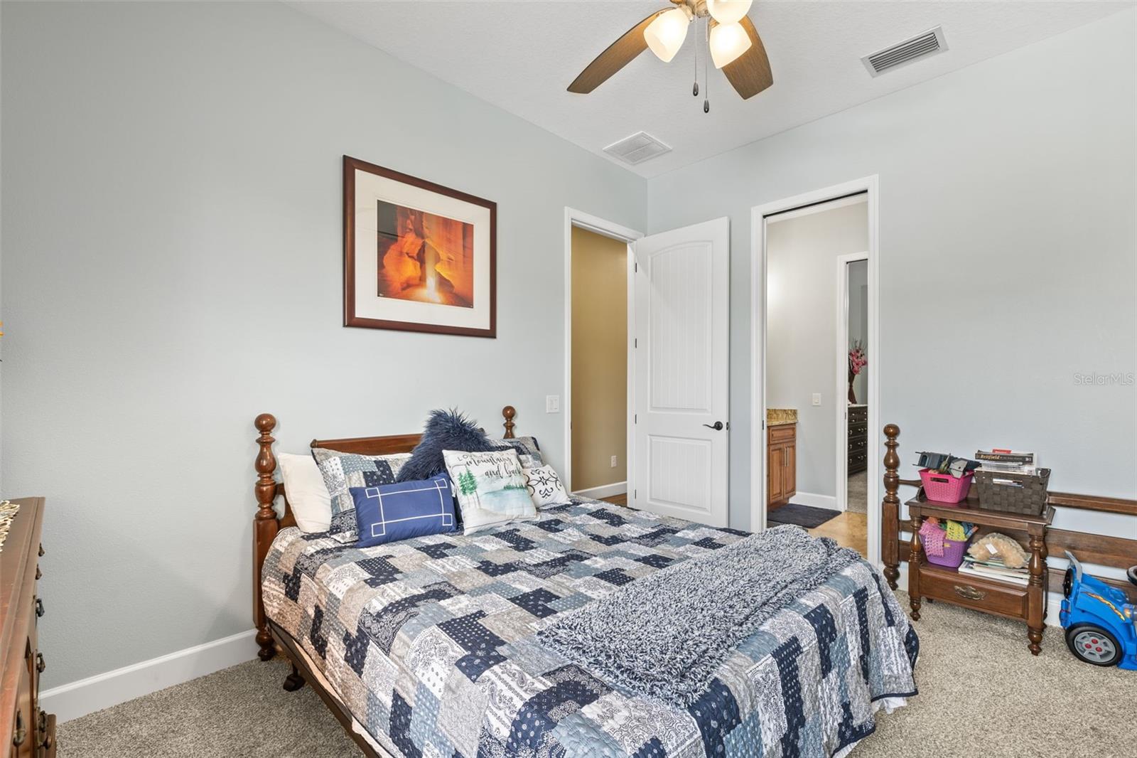 Bedroom2
