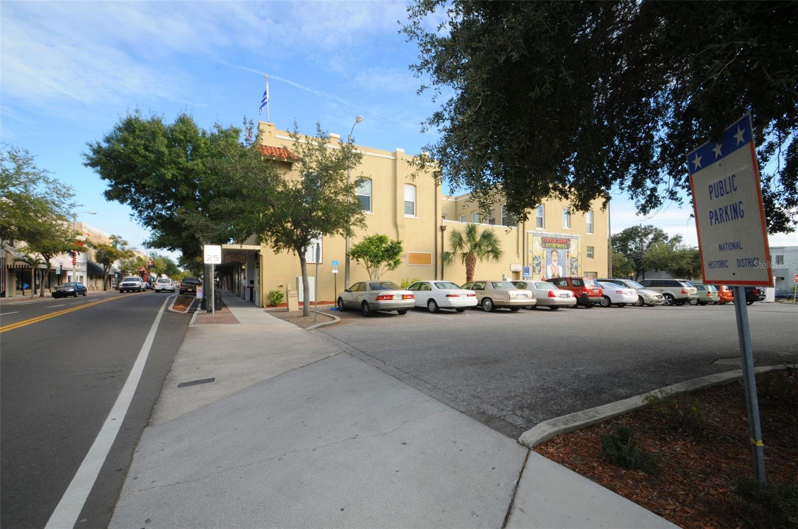 Downtown Tarpon