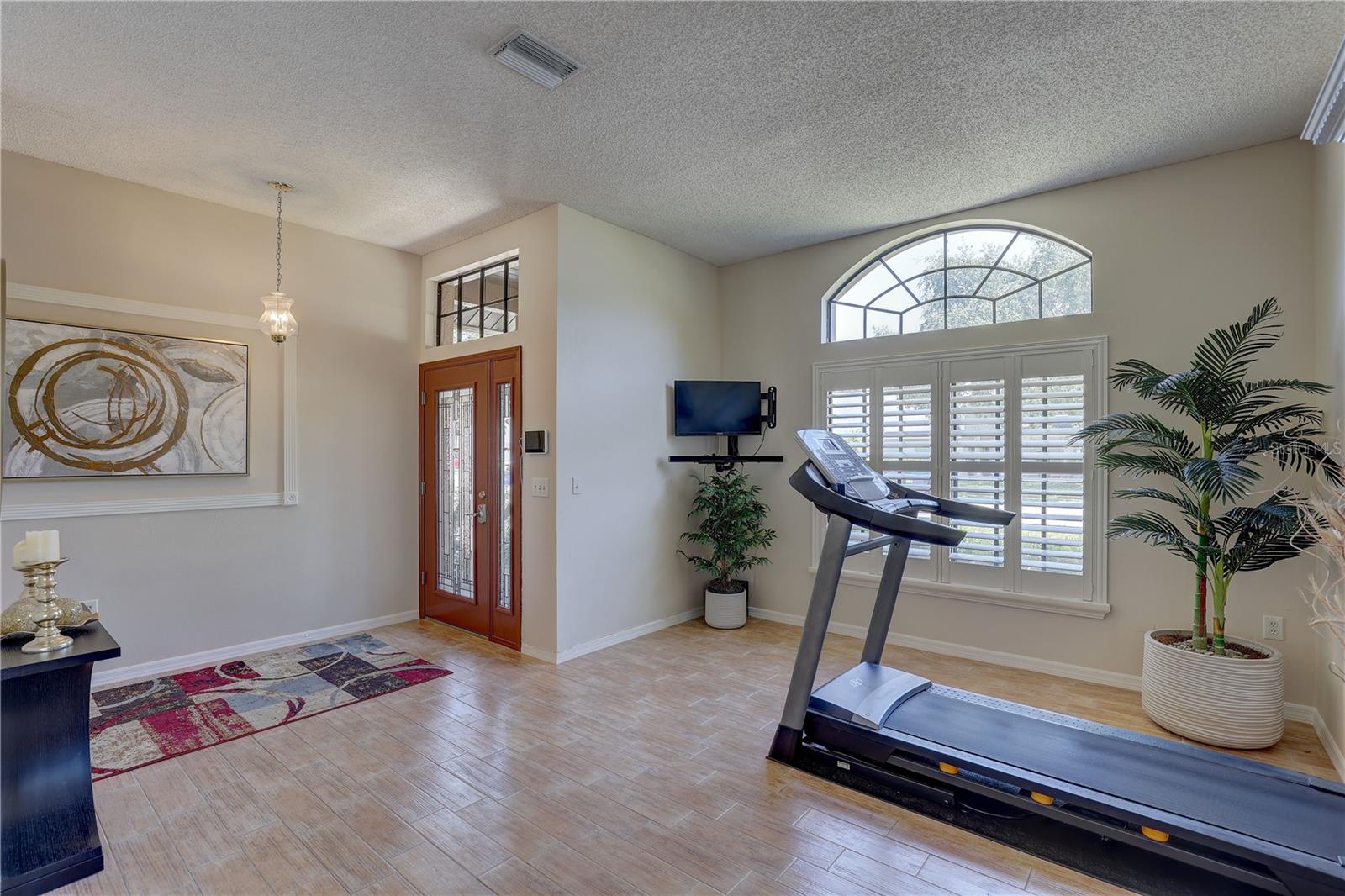 Living Room / Office