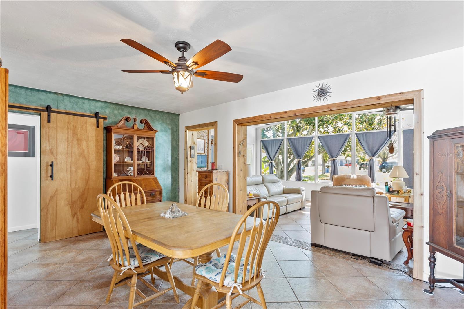 Dining area could be used as other space as well.