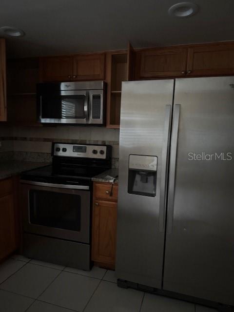 KITCHEN APPLIANCES