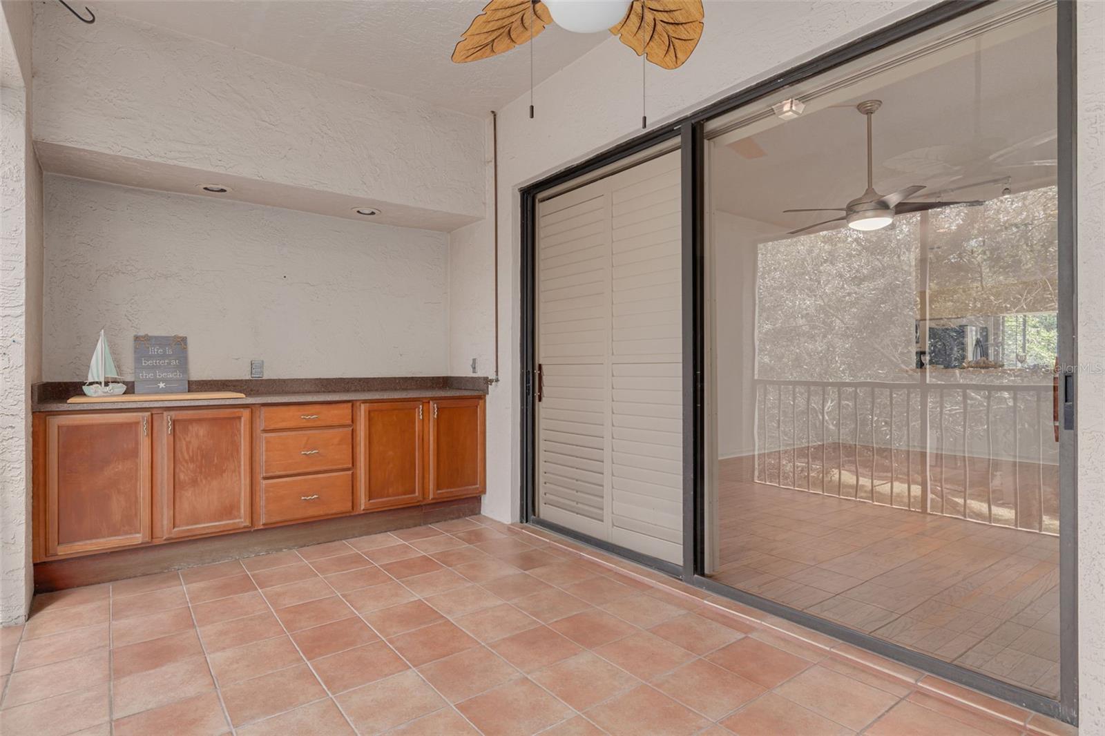 Easy-to-maintain tile on the screened lanai