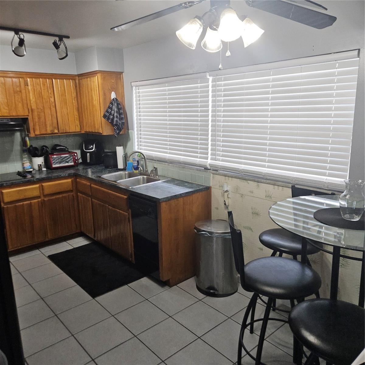 Eat in Kitchen