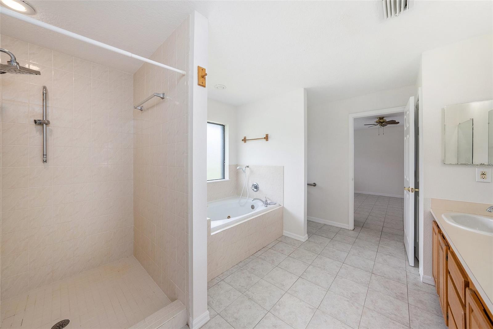 INLAW Suite Ensuite Full Bath