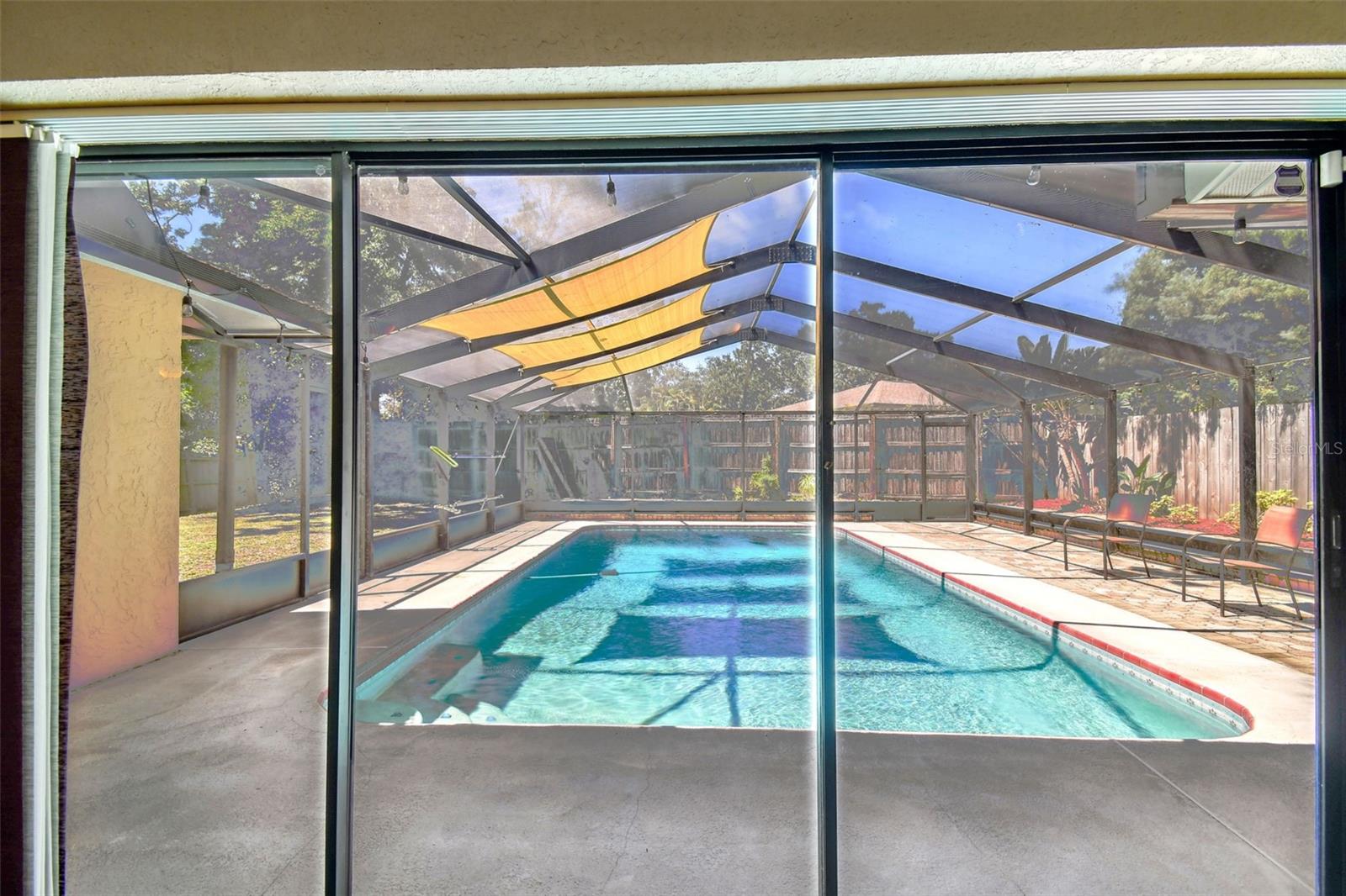 Extra large pool!!!