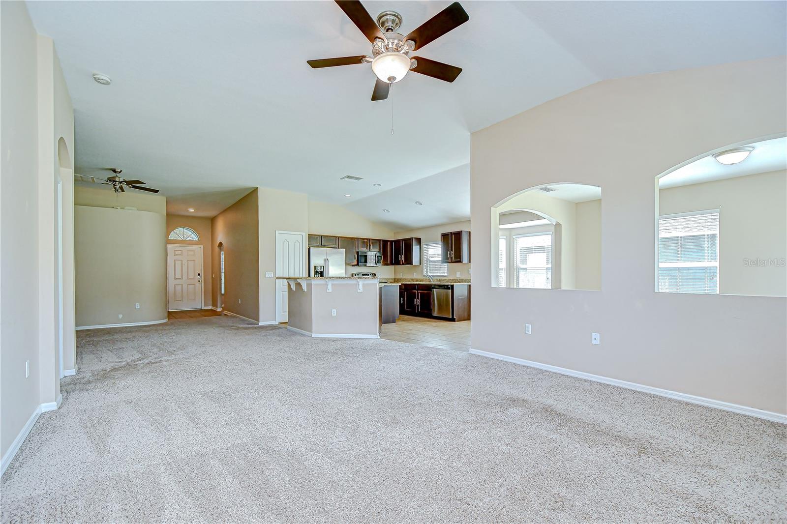This open concept floor plan is ready for guests!