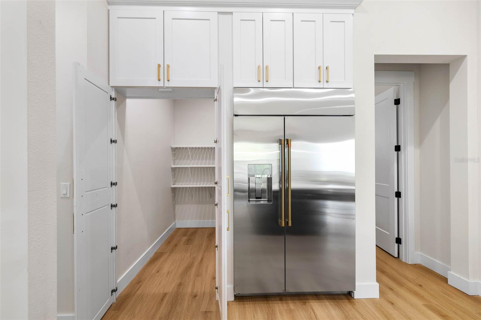 walk in food pantry