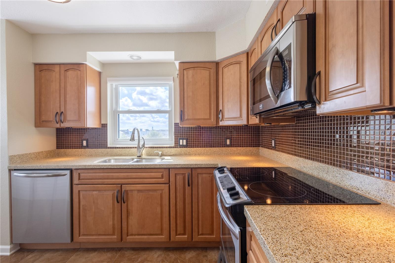 Plenty of Cabinet Space!