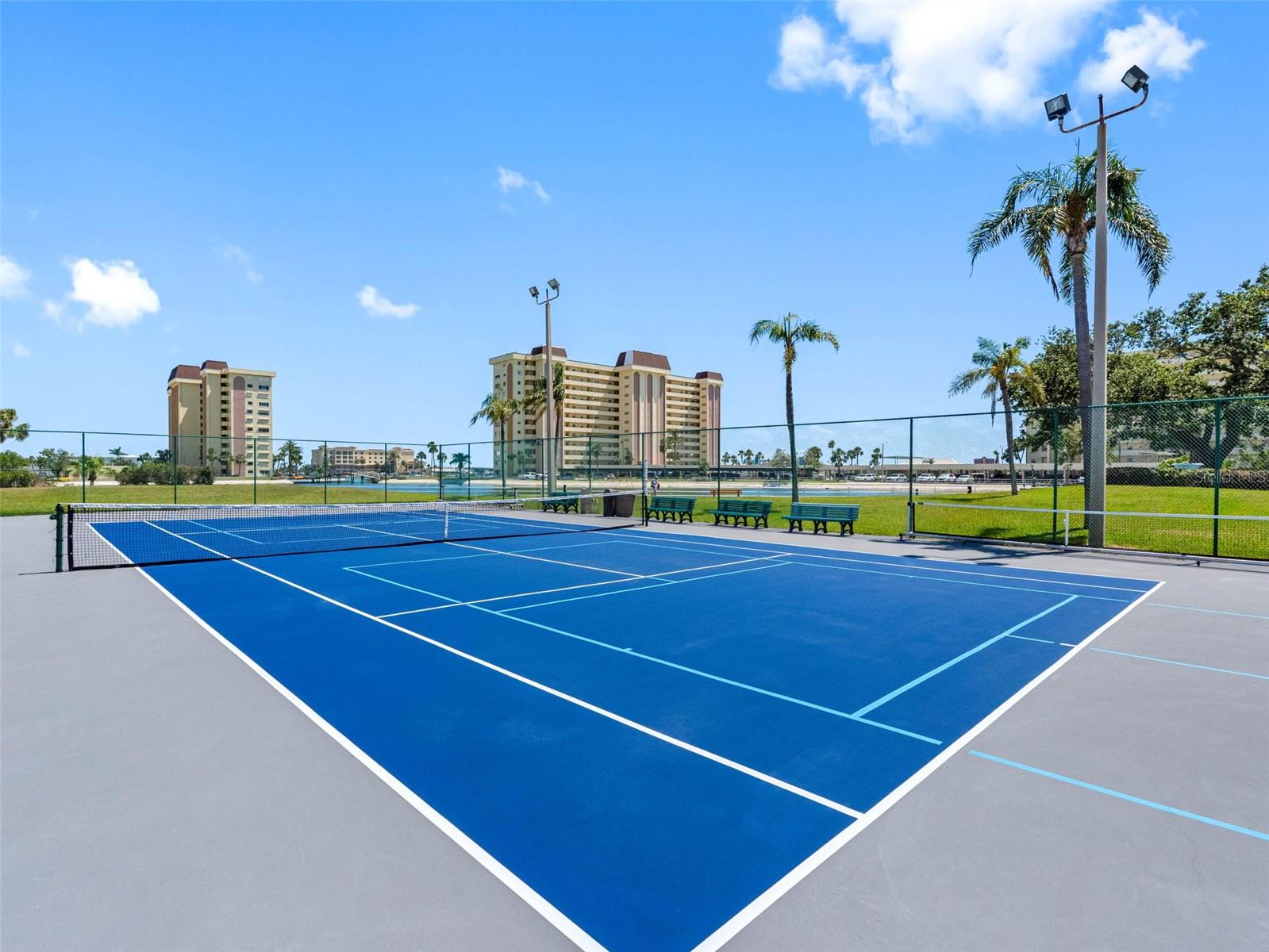 Tennis & Pickleball