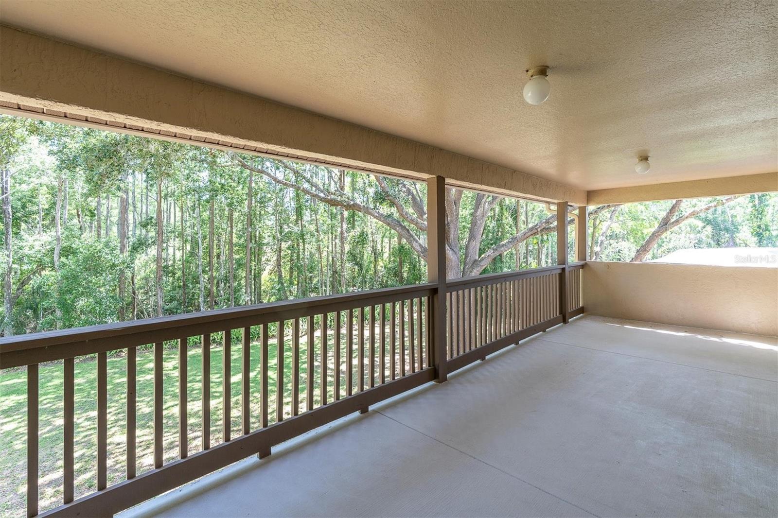 2nd story porch