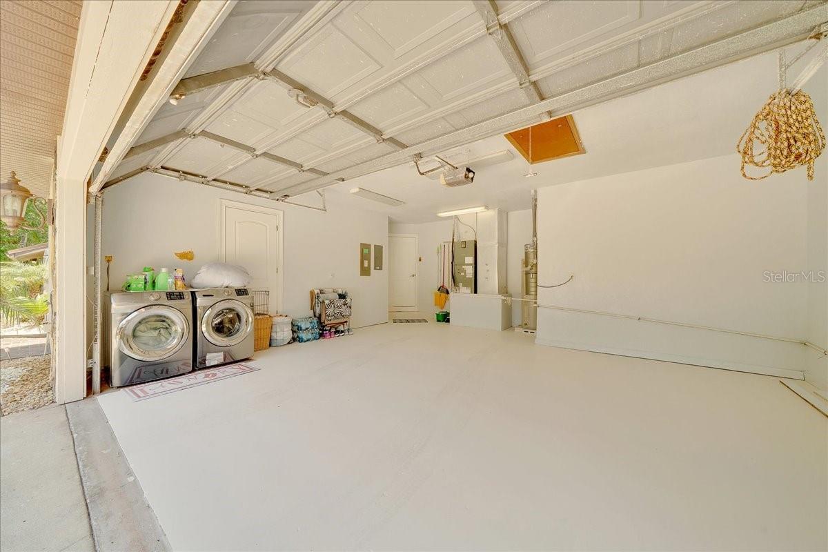 Attached Garage