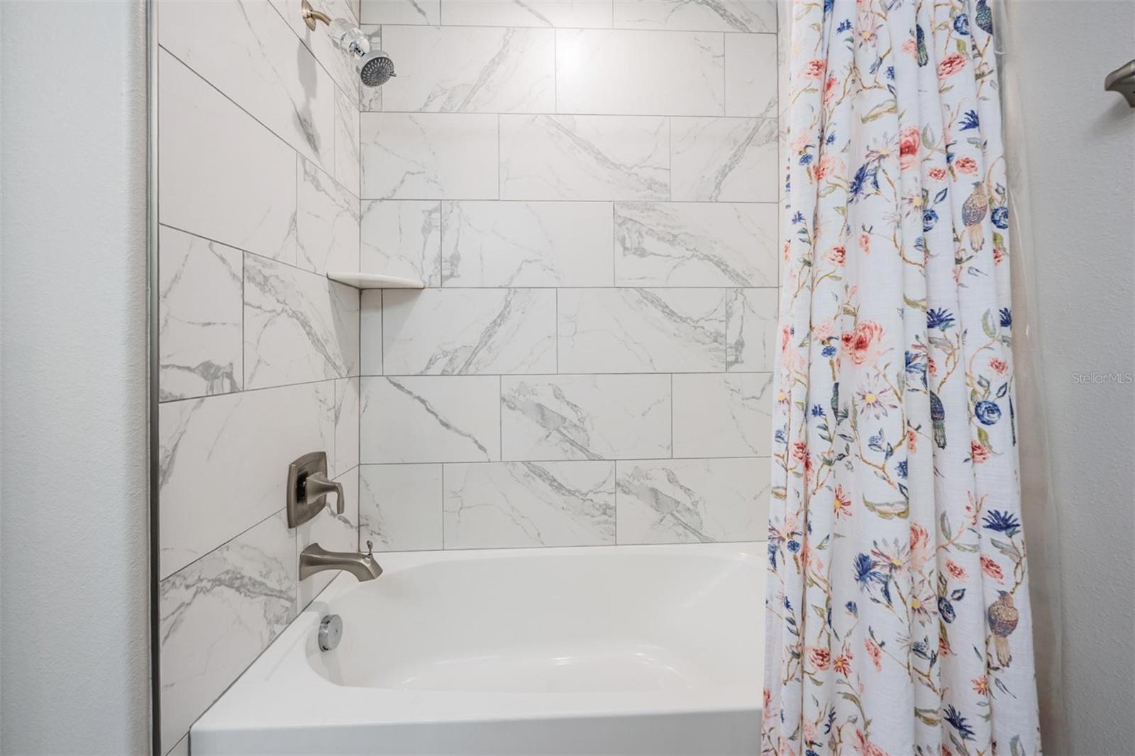 Shower/tub combo