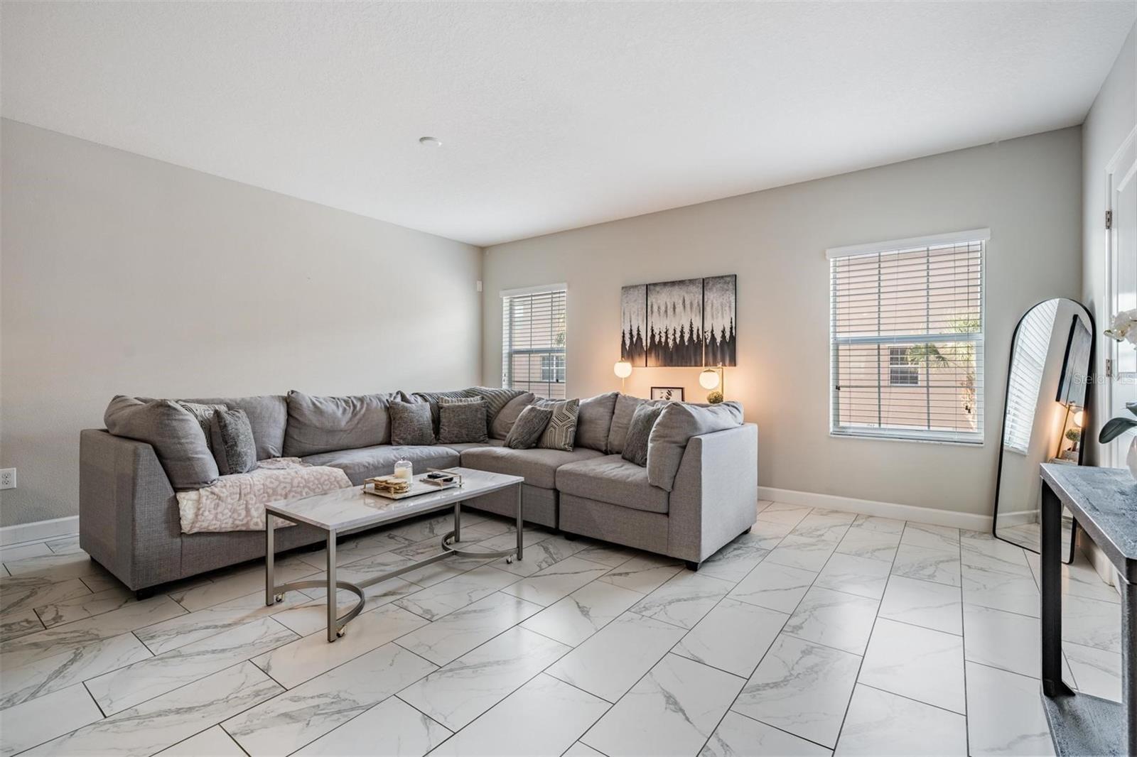 2nd floor living room