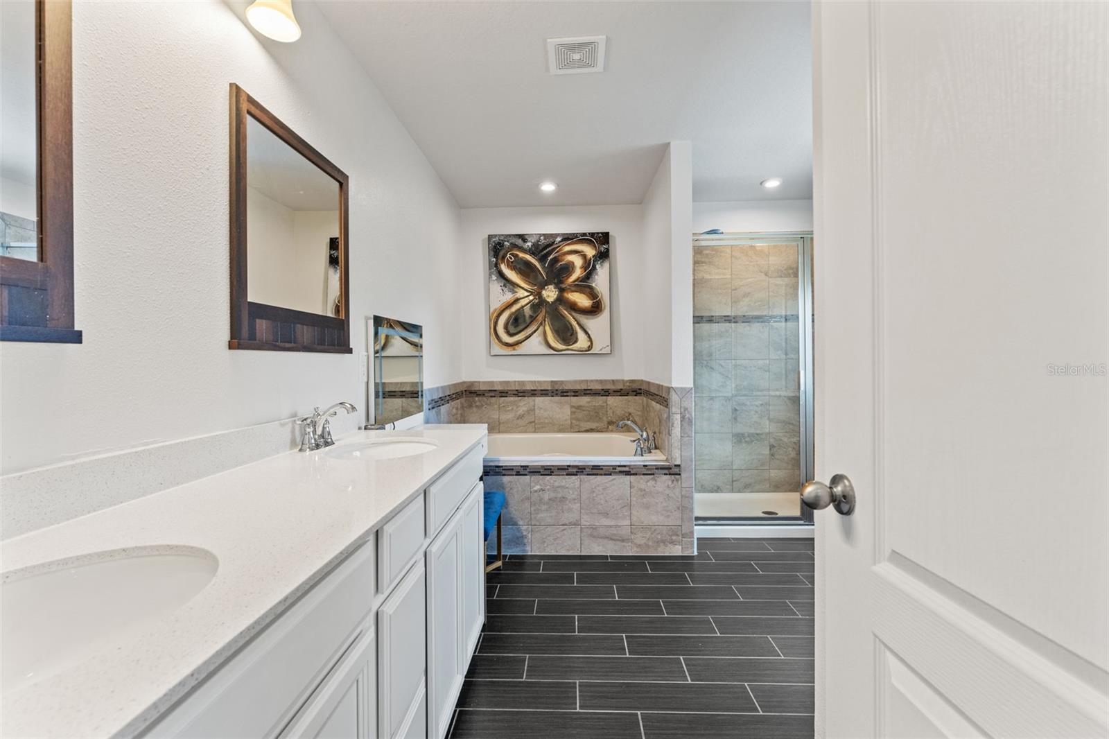 ensuite bath