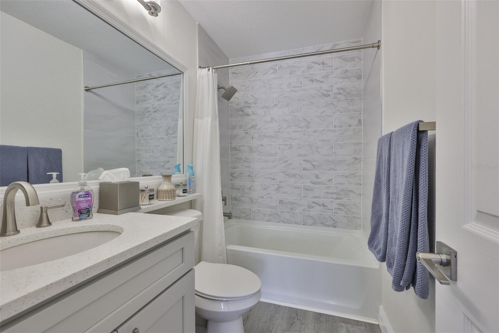 2nd Full Bathroom
