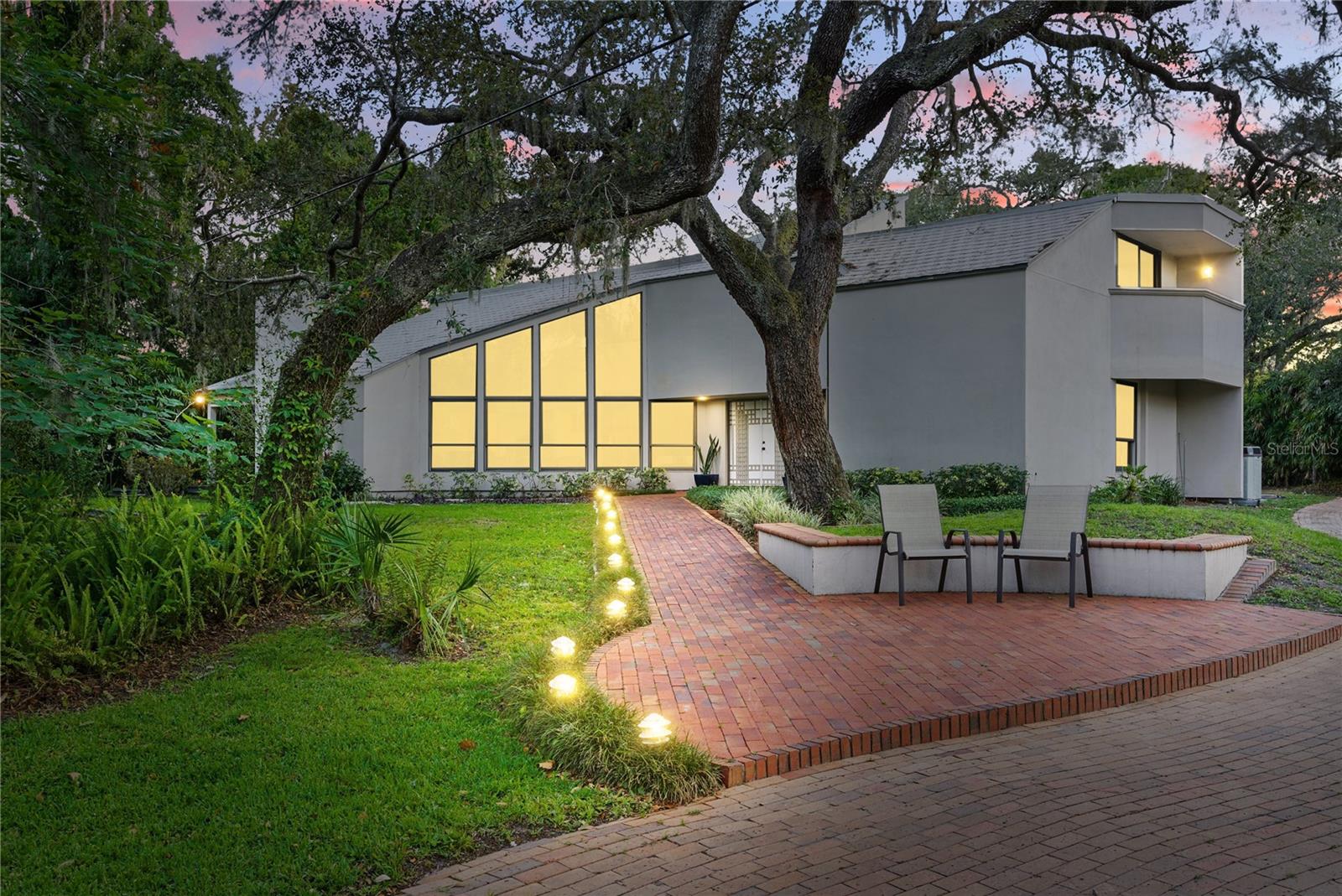 Front View of this Les Meares Custom Designed Home