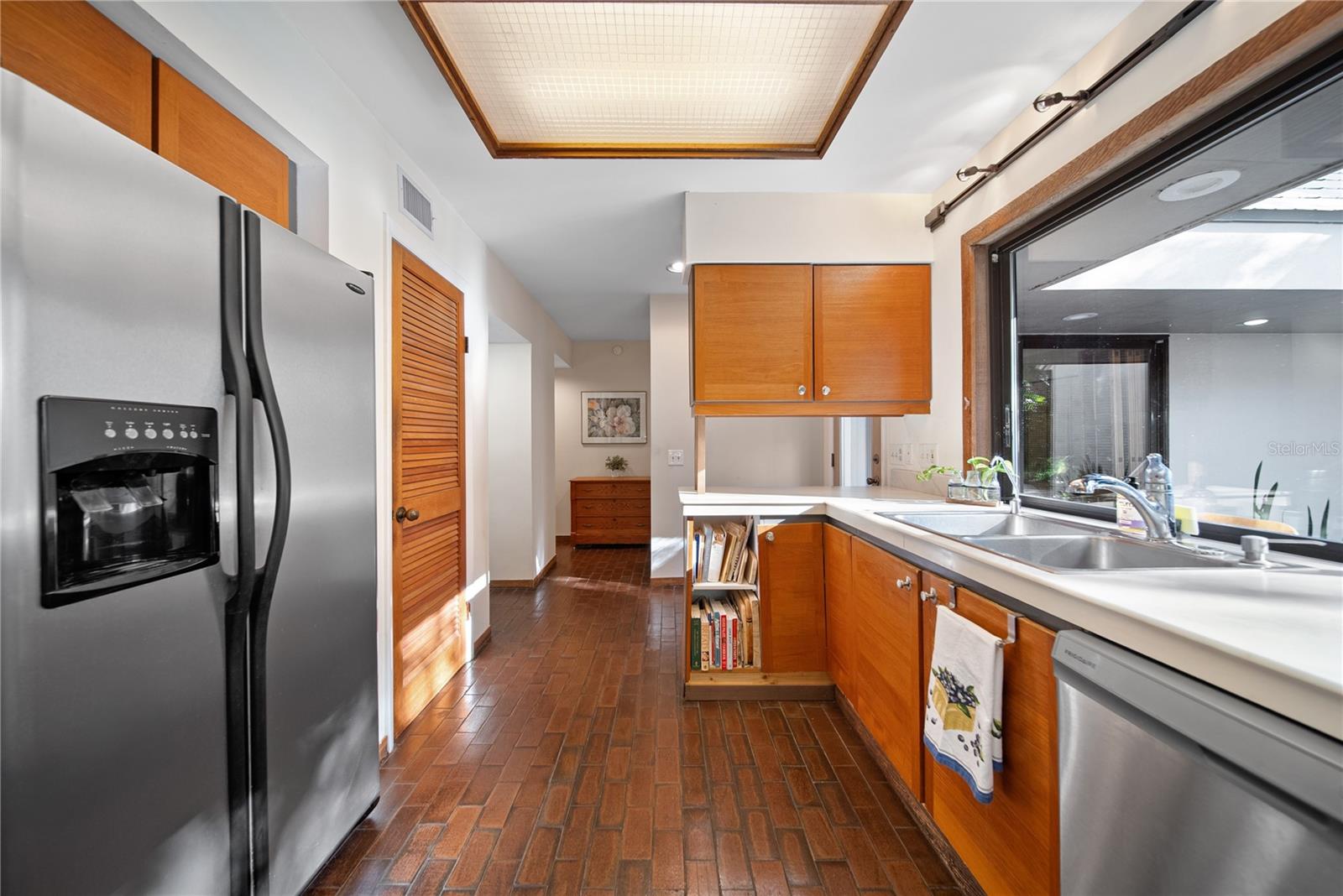 Kitchen has upgraded stainless steel appliances