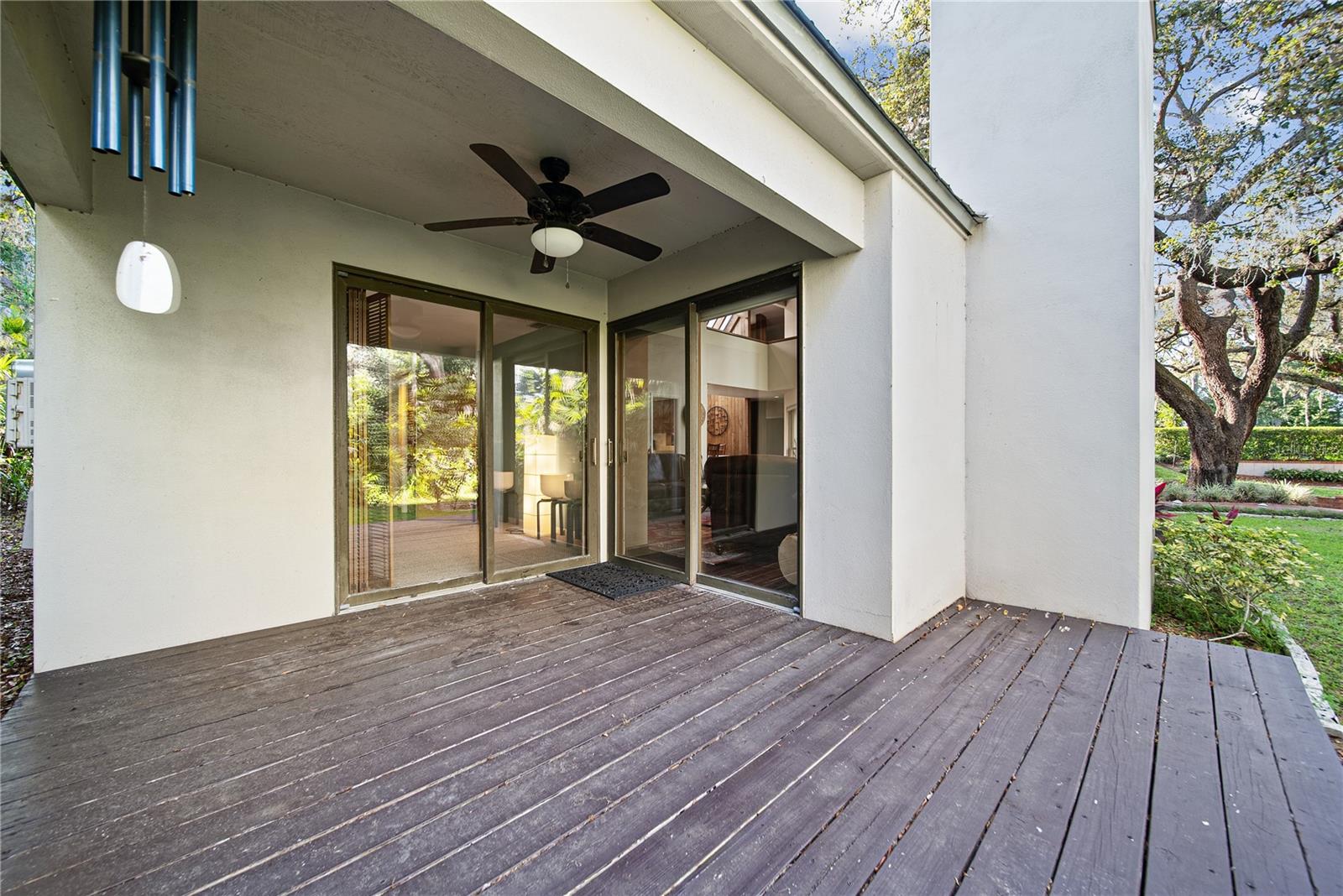 3 downstairs bedrooms have their own deck space