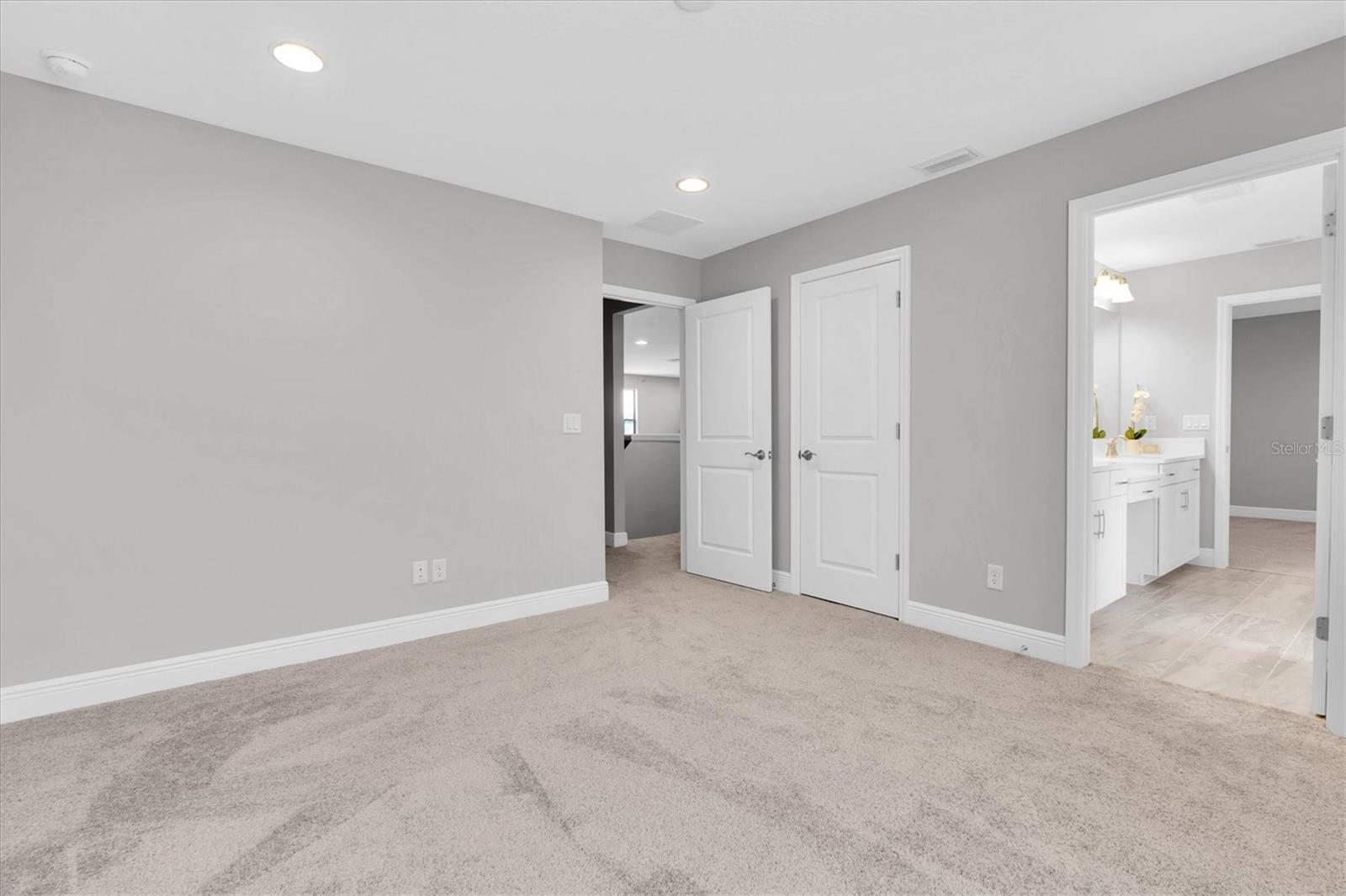 Bedroom 4 with walk in closet