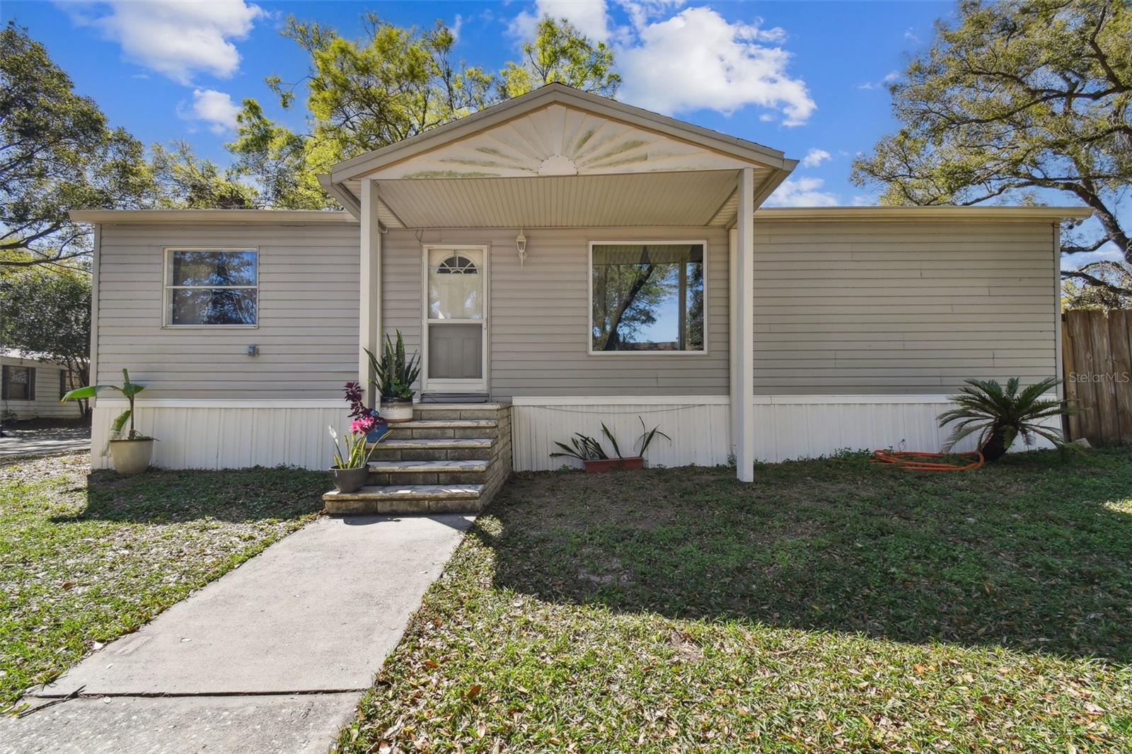 Daytime Front of Home/Porch
