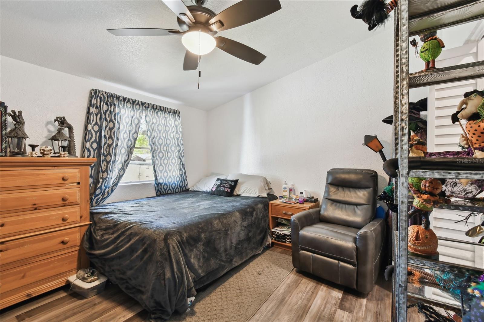 2nd Bedroom