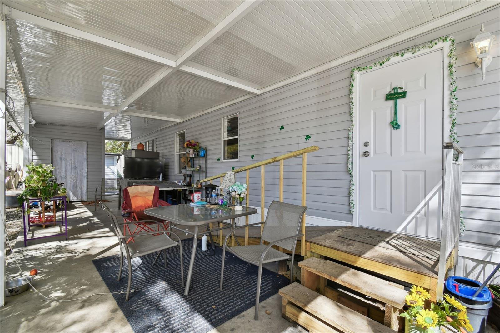 Carport