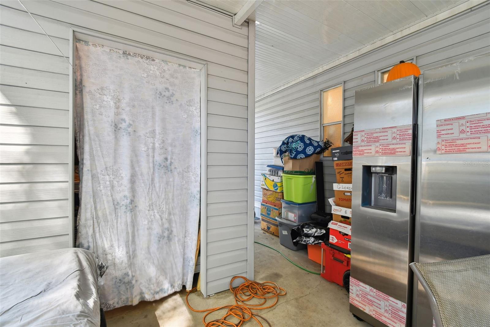 Washer / Dryer Outdoor on Patio